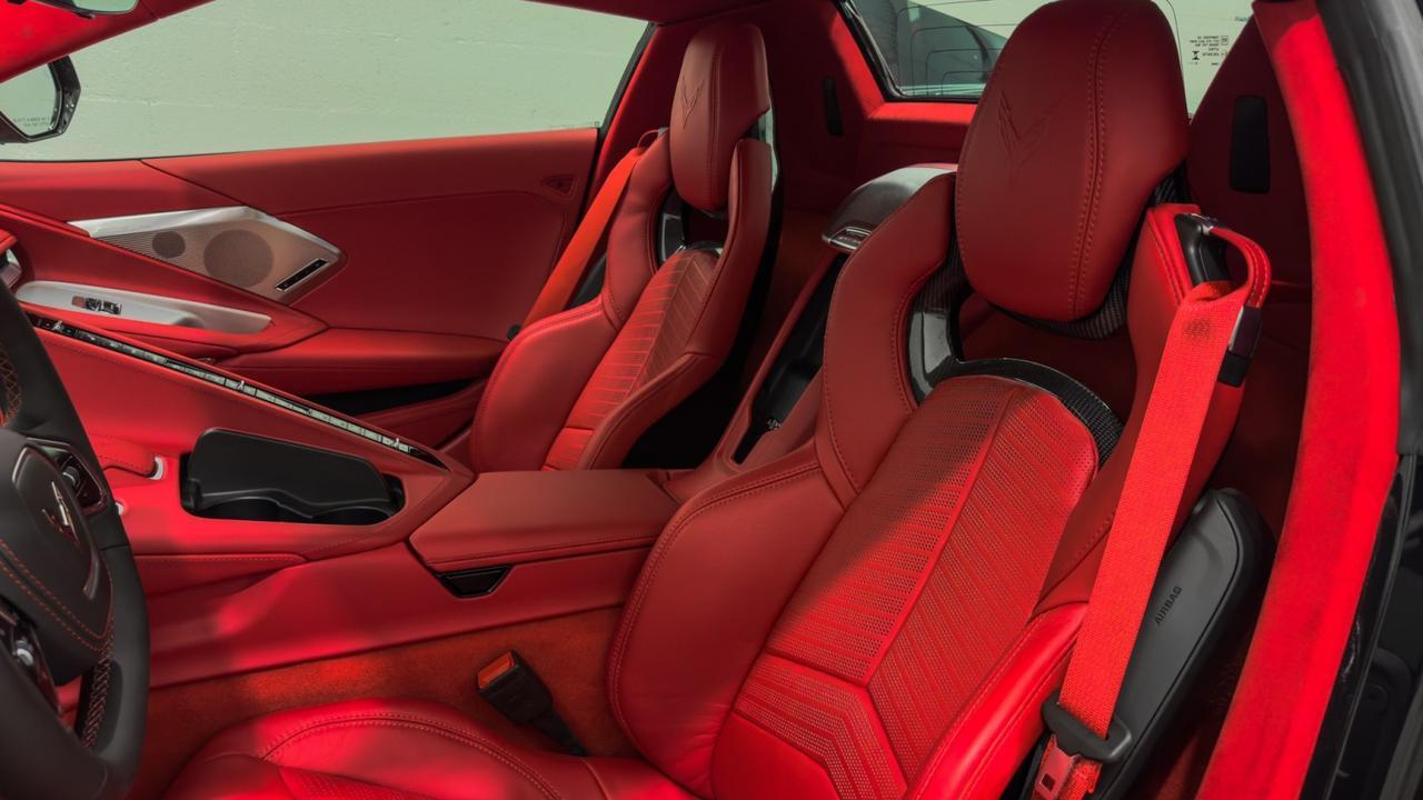 2024 Chevrolet Corvette Stingray Premium Conv 3LT w/ Z51 Performance Package Tallmadge OH