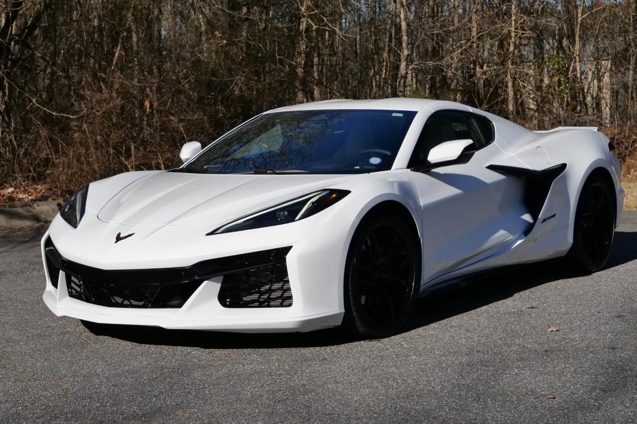 2024 Chevrolet Corvette Z06 2LZ / Front Lift Adjust / 5.5L V8! Lincolnton NC