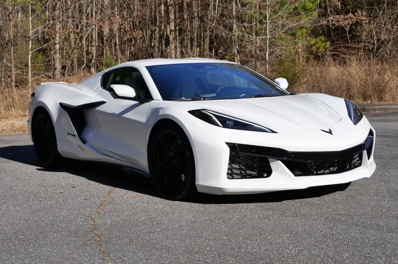2024 Chevrolet Corvette Z06 2LZ / Front Lift Adjust / 5.5L V8! Lincolnton NC