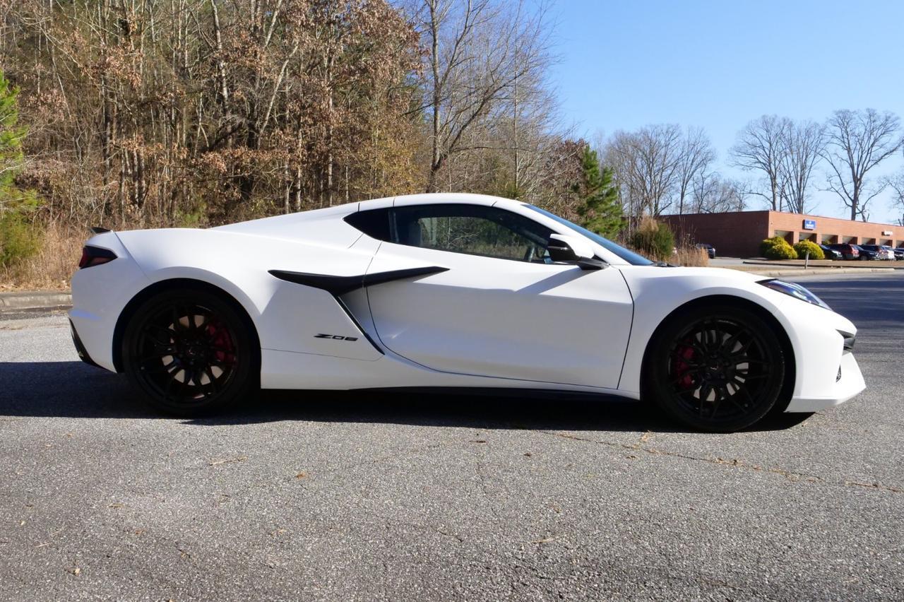 2024 Chevrolet Corvette Z06 2LZ / Front Lift Adjust / 5.5L V8! Lincolnton NC