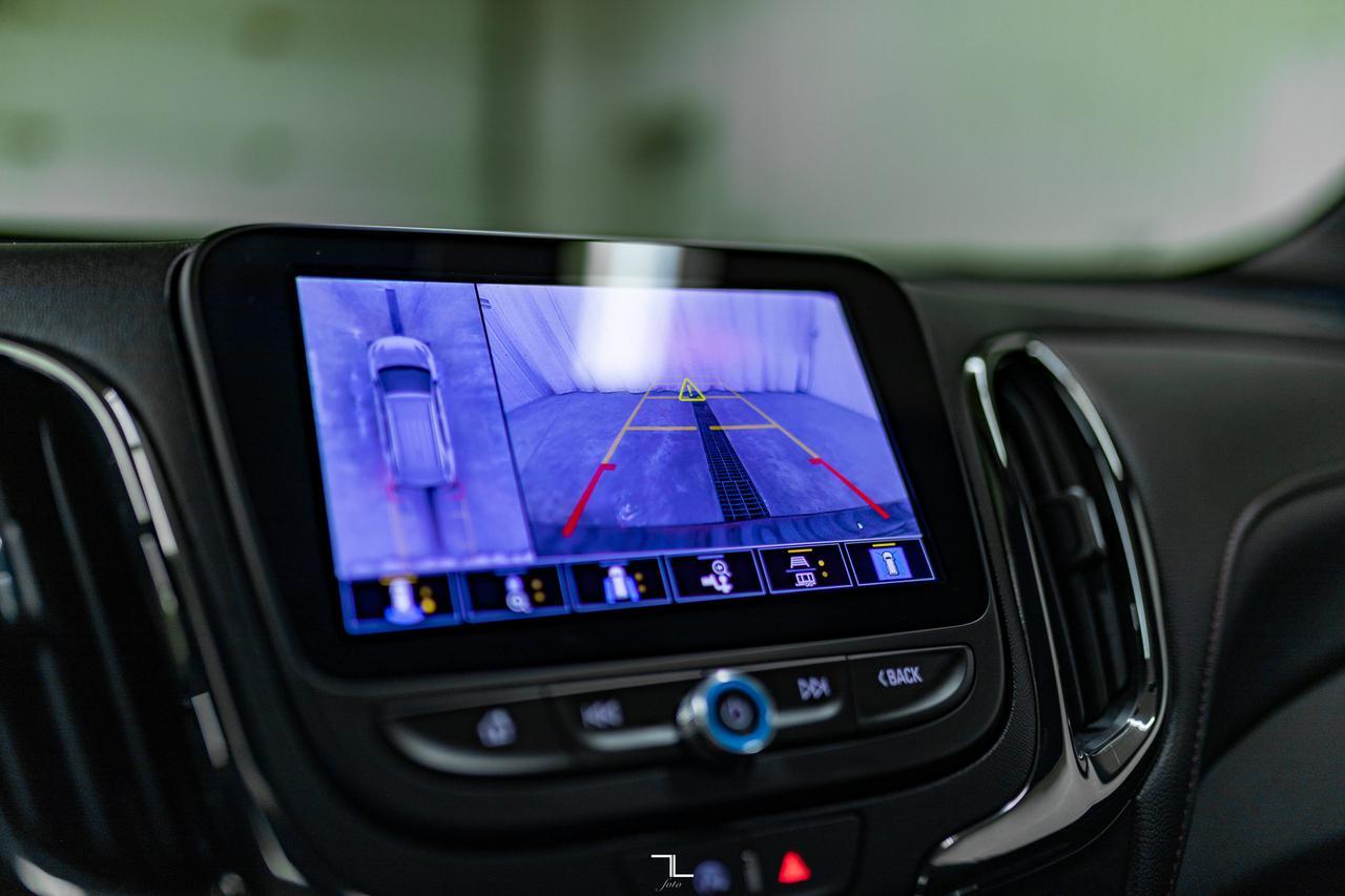 2024 Chevrolet Equinox AWD RS Roof PSeat BCam Red Deer AB