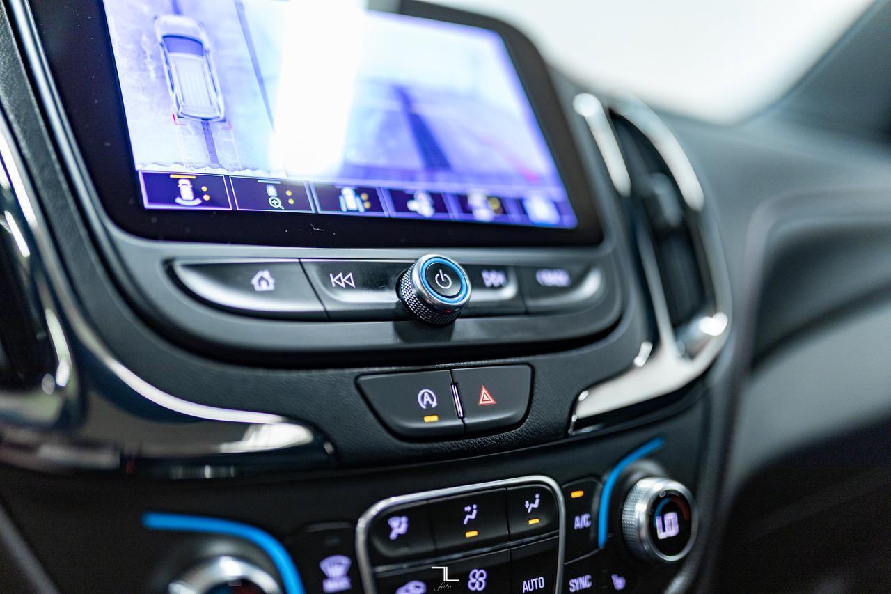 2024 Chevrolet Equinox AWD RS Roof PSeat BCam Red Deer AB