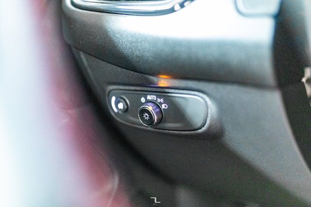 2024 Chevrolet Equinox AWD RS Roof PSeat BCam Red Deer AB