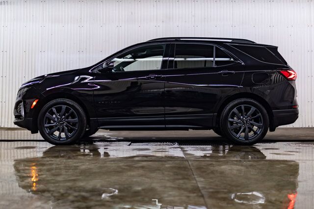 2024 Chevrolet Equinox AWD RS Roof PSeat BCam Red Deer AB