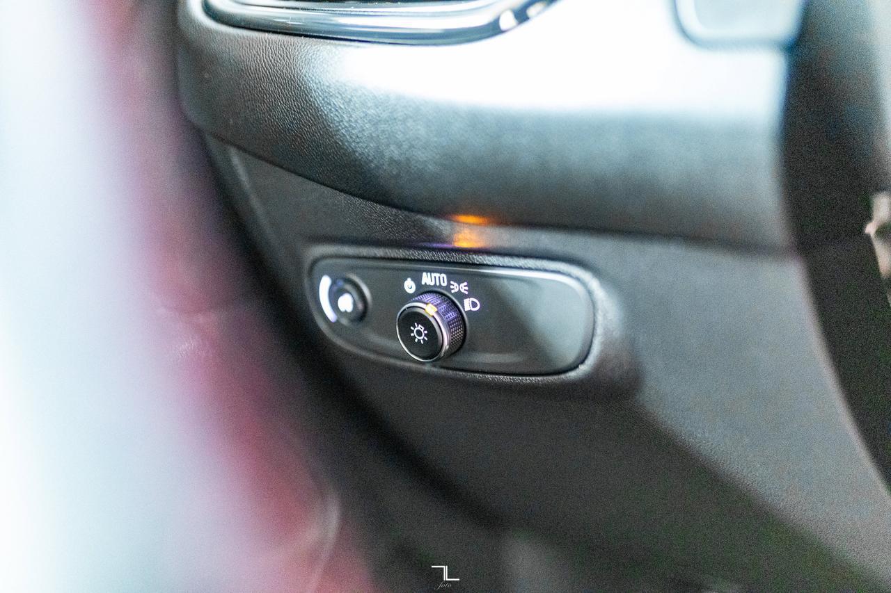 2024 Chevrolet Equinox AWD RS Roof PSeat BCam Red Deer AB