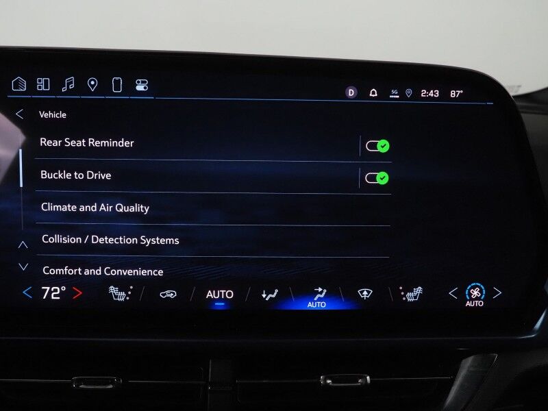 2024 Chevrolet Equinox EV 2LT *NAVIGATION, ADAPTIVE CRUISE, SAFETY ALERTS, COLOR TOUCHSCREEN, 360 VIEW CAMERAS, HEATED SEATS/STEERING, REMOTE START, POWER LIFTGATE, 19 INCH WHEELS Round Rock TX