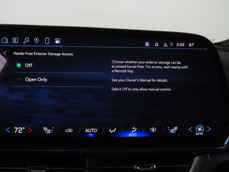 2024 Chevrolet Equinox EV 2LT *NAVIGATION, ADAPTIVE CRUISE, SAFETY ALERTS, COLOR TOUCHSCREEN, 360 VIEW CAMERAS, HEATED SEATS/STEERING, REMOTE START, POWER LIFTGATE, 19 INCH WHEELS Round Rock TX