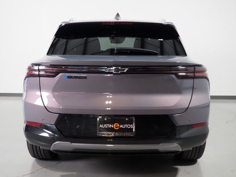 2024 Chevrolet Equinox EV 2LT *NAVIGATION, ADAPTIVE CRUISE, SAFETY ALERTS, COLOR TOUCHSCREEN, 360 VIEW CAMERAS, HEATED SEATS/STEERING, REMOTE START, POWER LIFTGATE, 19 INCH WHEELS Round Rock TX