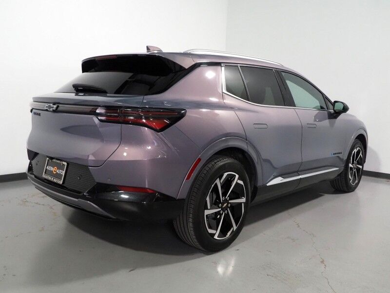 2024 Chevrolet Equinox EV 2LT *NAVIGATION, ADAPTIVE CRUISE, SAFETY ALERTS, COLOR TOUCHSCREEN, 360 VIEW CAMERAS, HEATED SEATS/STEERING, REMOTE START, POWER LIFTGATE, 19 INCH WHEELS Round Rock TX