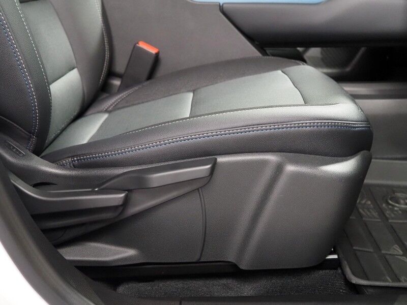 2024 Chevrolet Equinox EV 2LT *NAVIGATION, ADAPTIVE CRUISE, SAFETY ALERTS, COLOR TOUCHSCREEN, 360 VIEW CAMERAS, HEATED SEATS/STEERING, REMOTE START, POWER LIFTGATE, 19 INCH WHEELS Round Rock TX