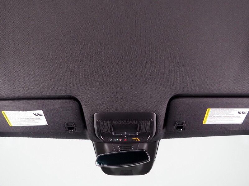 2024 Chevrolet Equinox EV 2LT *NAVIGATION, ADAPTIVE CRUISE, SAFETY ALERTS, COLOR TOUCHSCREEN, 360 VIEW CAMERAS, HEATED SEATS/STEERING, REMOTE START, POWER LIFTGATE, 19 INCH WHEELS Round Rock TX