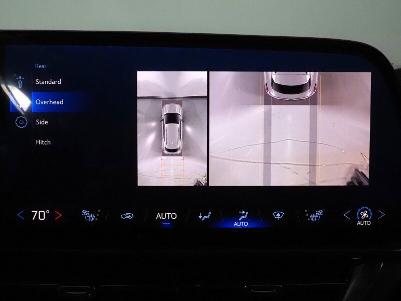 2024 Chevrolet Equinox EV 2LT *NAVIGATION, ADAPTIVE CRUISE, SAFETY ALERTS, COLOR TOUCHSCREEN, 360 VIEW CAMERAS, HEATED SEATS/STEERING, REMOTE START, POWER LIFTGATE, 19 INCH WHEELS Round Rock TX