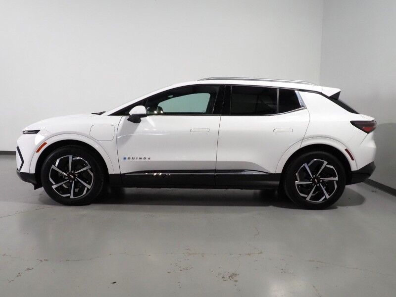 2024 Chevrolet Equinox EV 2LT *NAVIGATION, ADAPTIVE CRUISE, SAFETY ALERTS, COLOR TOUCHSCREEN, 360 VIEW CAMERAS, HEATED SEATS/STEERING, REMOTE START, POWER LIFTGATE, 19 INCH WHEELS Round Rock TX