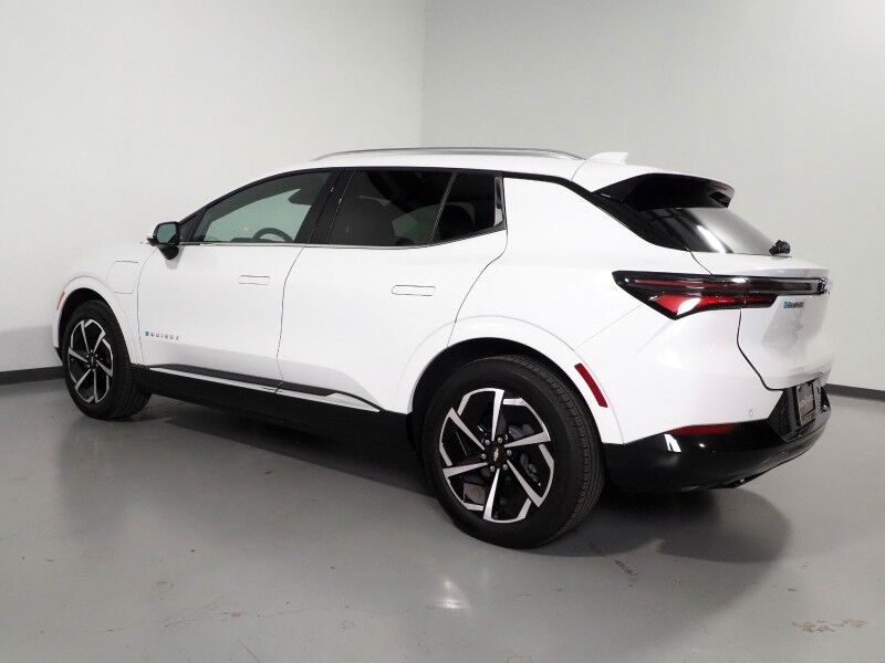 2024 Chevrolet Equinox EV 2LT *NAVIGATION, ADAPTIVE CRUISE, SAFETY ALERTS, COLOR TOUCHSCREEN, 360 VIEW CAMERAS, HEATED SEATS/STEERING, REMOTE START, POWER LIFTGATE, 19 INCH WHEELS Round Rock TX