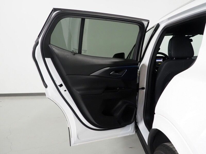 2024 Chevrolet Equinox EV 2LT *NAVIGATION, ADAPTIVE CRUISE, SAFETY ALERTS, COLOR TOUCHSCREEN, 360 VIEW CAMERAS, HEATED SEATS/STEERING, REMOTE START, POWER LIFTGATE, 19 INCH WHEELS Round Rock TX