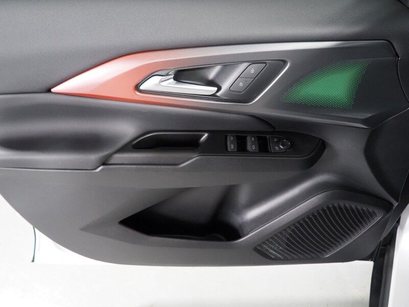 2024 Chevrolet Equinox EV 2RS AWD *NAVIGATION, ADAPTIVE CRUISE, SAFETY ALERTS, COLOR TOUCHSCREEN, 360 VIEW CAMERAS, HEATED SEATS/STEERING, REMOTE START, POWER LIFTGATE, 21 INCH WHEELS Round Rock TX