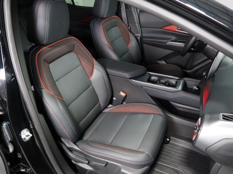 2024 Chevrolet Equinox EV 2RS Launch Edition *SUPER CRUISE, NAVIGATION, ADAPTIVE CRUISE, SAFETY ALERTS, AUTOMATIC PARKING, COLOR TOUCSCREEN, 360 CAMERAS, HEATED SEATS/STEERING, REMOTE START, POWER LIFTAGTE, 21 INCH WHEELS