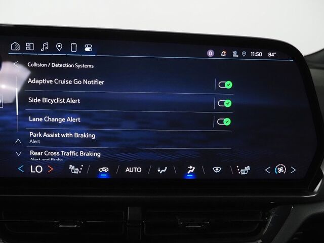 2024 Chevrolet Equinox EV 2RS *NAVIGATION, ADAPTIVE CRUISE, SAFETY ALERTS, COLOR TOUCHSCREEN, 360 VIEW CAMERAS, HEATED SEATS, HEATED STEERING, REMOTE START, POWER LIFTGATE, 21 INCH WHEELS Round Rock TX