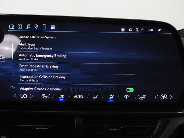 2024 Chevrolet Equinox EV 2RS *NAVIGATION, ADAPTIVE CRUISE, SAFETY ALERTS, COLOR TOUCHSCREEN, 360 VIEW CAMERAS, HEATED SEATS/STEERING, REMOTE START, POWER LIFTGATE, 21 INCH WHEELS Round Rock TX
