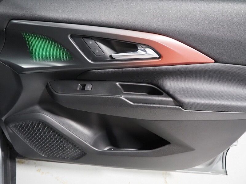 2024 Chevrolet Equinox EV 2RS *NAVIGATION, ADAPTIVE CRUISE, SAFETY ALERTS, COLOR TOUCHSCREEN, 360 VIEW CAMERAS, HEATED SEATS/STEERING, REMOTE START, POWER LIFTGATE, 21 INCH WHEELS Round Rock TX