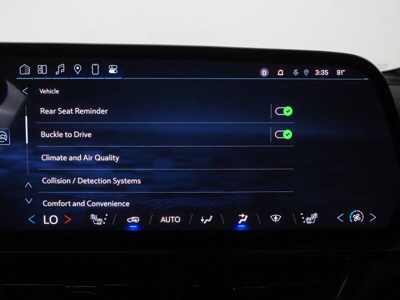 2024 Chevrolet Equinox EV 2RS *NAVIGATION, ADAPTIVE CRUISE, SAFETY ALERTS, COLOR TOUCHSCREEN, 360 VIEW CAMERAS, HEATED SEATS/STEERING, REMOTE START, POWER LIFTGATE, 21 INCH WHEELS Round Rock TX