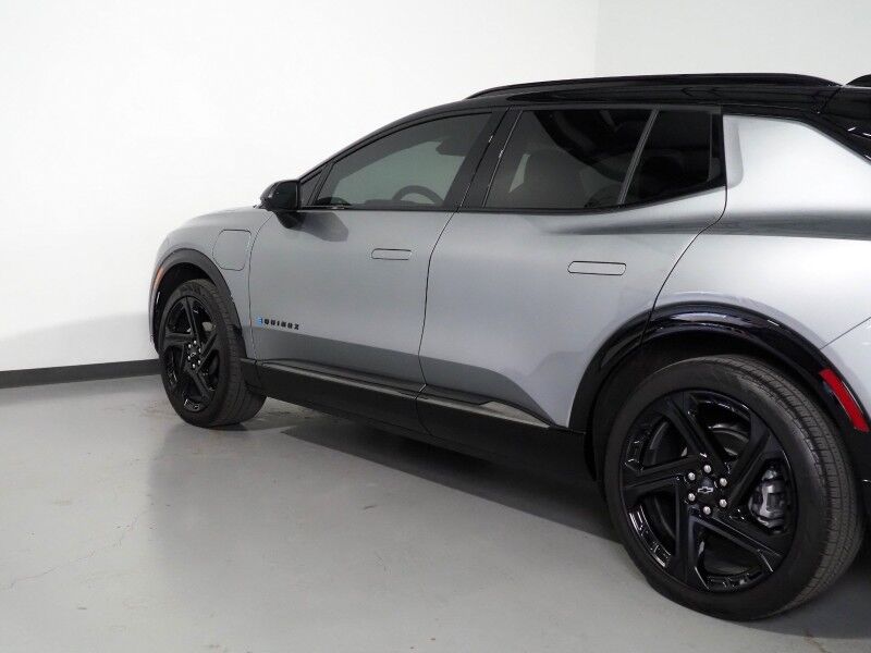 2024 Chevrolet Equinox EV 2RS *NAVIGATION, ADAPTIVE CRUISE, SAFETY ALERTS, COLOR TOUCHSCREEN, 360 VIEW CAMERAS, HEATED SEATS/STEERING, REMOTE START, POWER LIFTGATE, 21 INCH WHEELS Round Rock TX