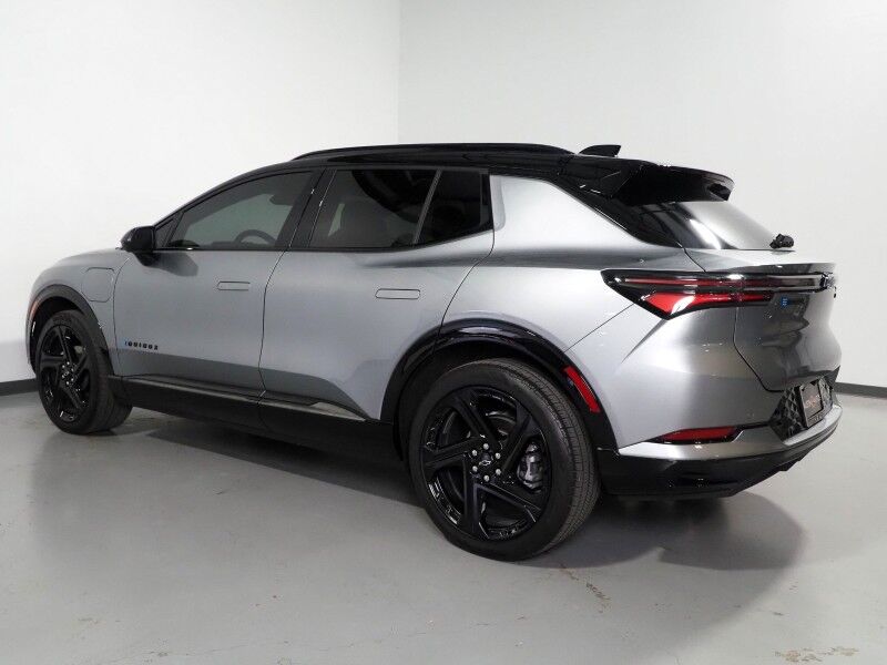 2024 Chevrolet Equinox EV 2RS *NAVIGATION, ADAPTIVE CRUISE, SAFETY ALERTS, COLOR TOUCHSCREEN, 360 VIEW CAMERAS, HEATED SEATS/STEERING, REMOTE START, POWER LIFTGATE, 21 INCH WHEELS Round Rock TX