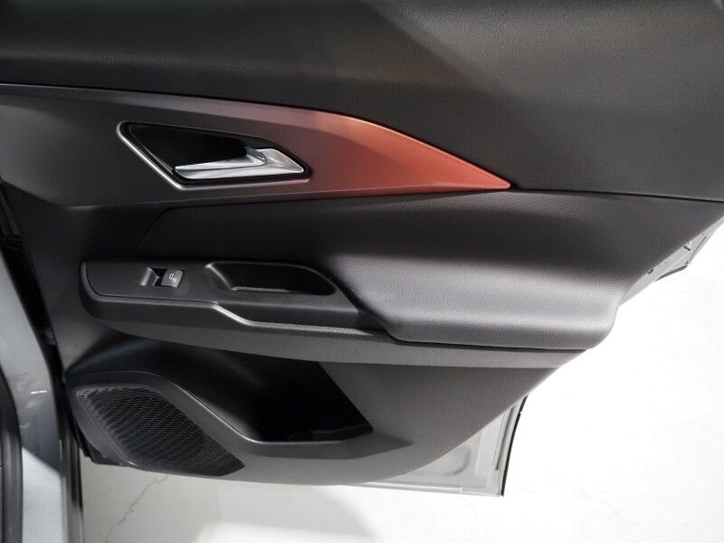 2024 Chevrolet Equinox EV 2RS *NAVIGATION, ADAPTIVE CRUISE, SAFETY ALERTS, COLOR TOUCHSCREEN, 360 VIEW CAMERAS, HEATED SEATS/STEERING, REMOTE START, POWER LIFTGATE, 21 INCH WHEELS Round Rock TX