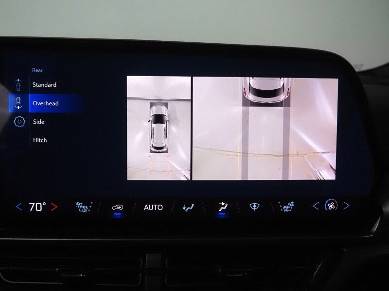 2024 Chevrolet Equinox EV 2RS *NAVIGATION, ADAPTIVE CRUISE, SAFETY ALERTS, COLOR TOUCHSCREEN, 360 VIEW CAMERAS, HEATED SEATS/STEERING, REMOTE START, POWER LIFTGATE, 21 INCH WHEELS Round Rock TX