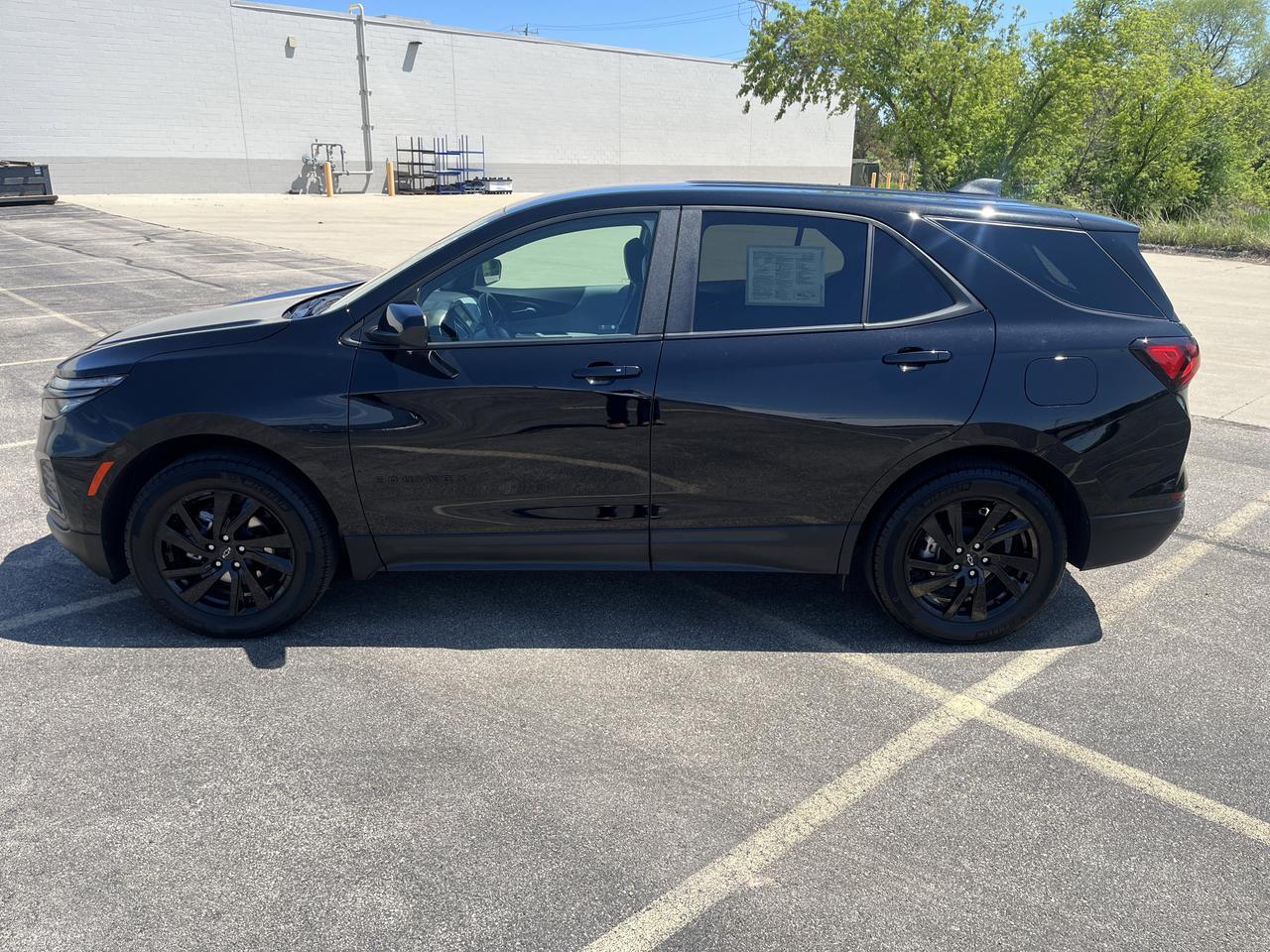 2024 Chevrolet Equinox LS AWD MidnightEdition Conv DrvrConfPkgs w/18sGlossBlackWheels 8-WayPwrDrvrSeat RearParkAssist