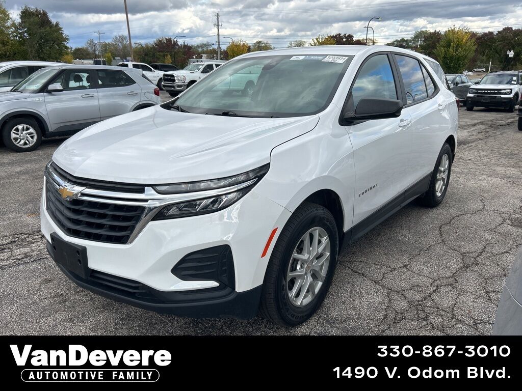 2024 Chevrolet Equinox LS Akron