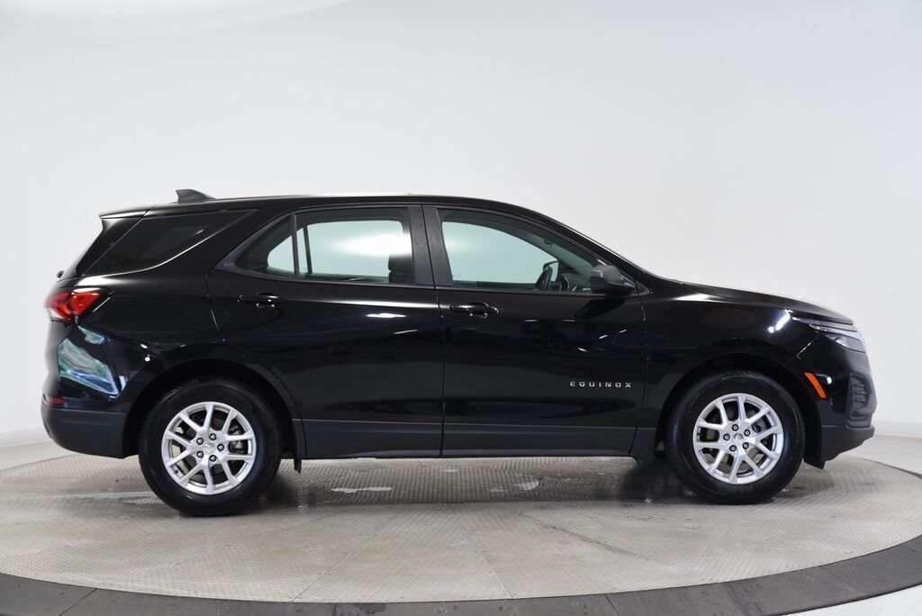2024 Chevrolet Equinox LS Akron