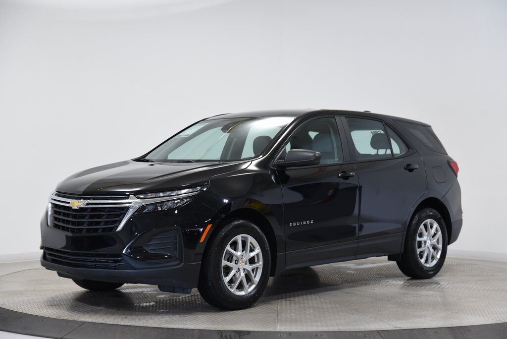 2024 Chevrolet Equinox LS Akron