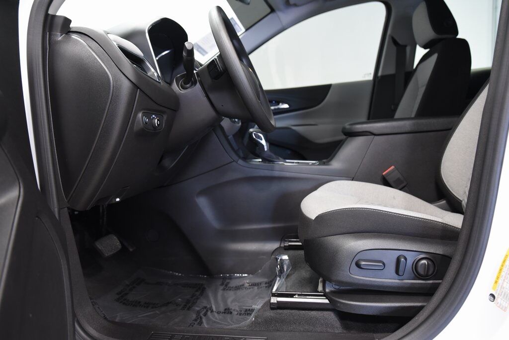 2024 Chevrolet Equinox LS Akron OH