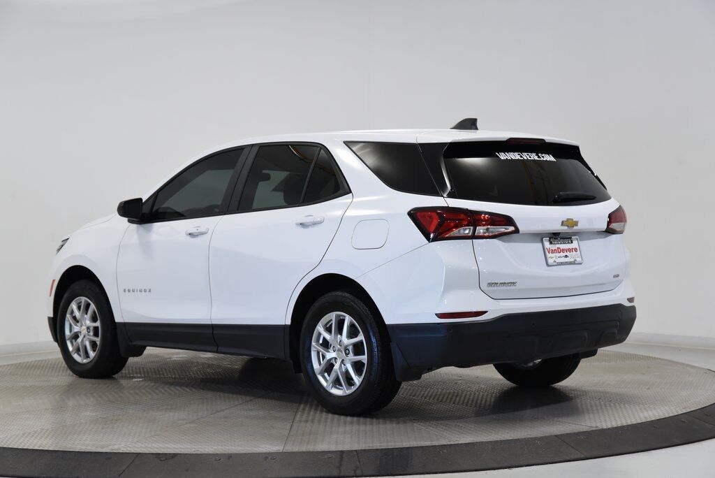 2024 Chevrolet Equinox LS Akron OH