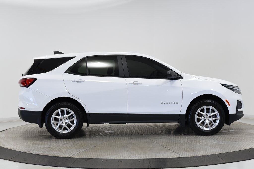 2024 Chevrolet Equinox LS Akron OH