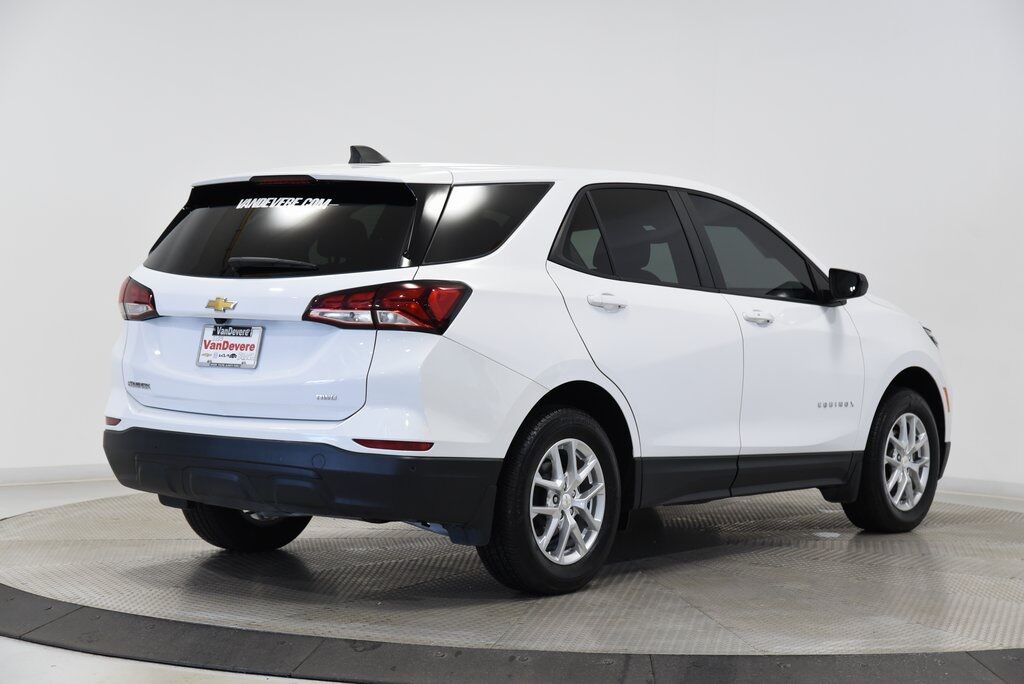 2024 Chevrolet Equinox LS Akron OH