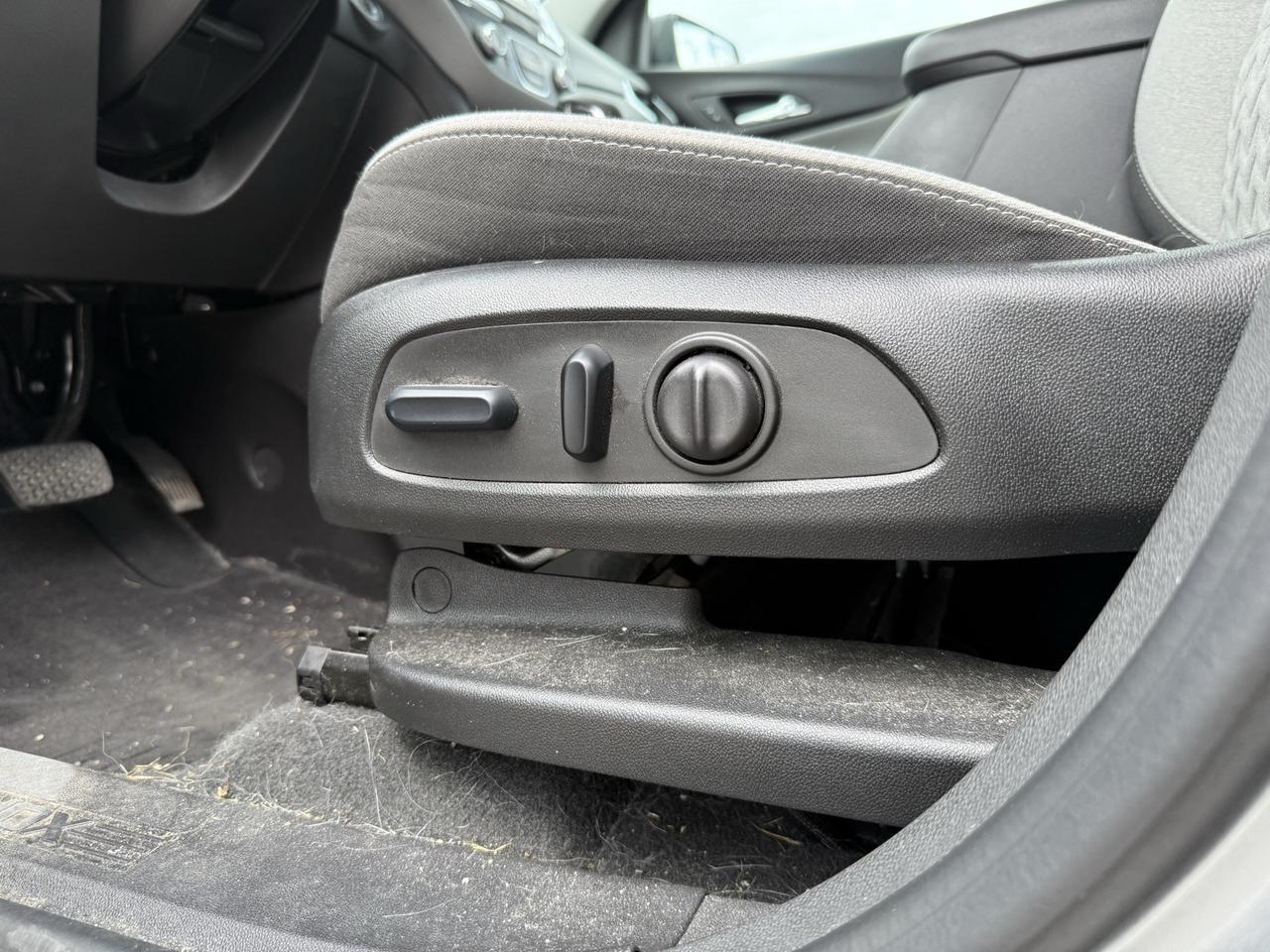 2024 Chevrolet Equinox LS Crestwood KY