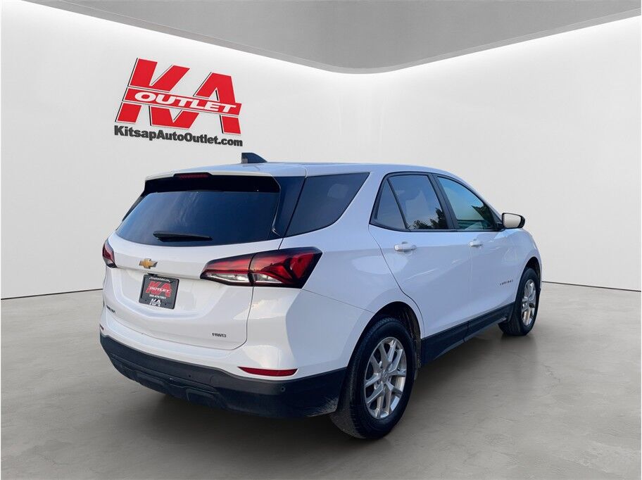 2024 Chevrolet Equinox LS Sport Utility 4D