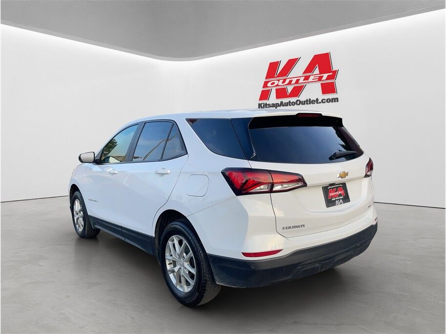 2024 Chevrolet Equinox LS Sport Utility 4D