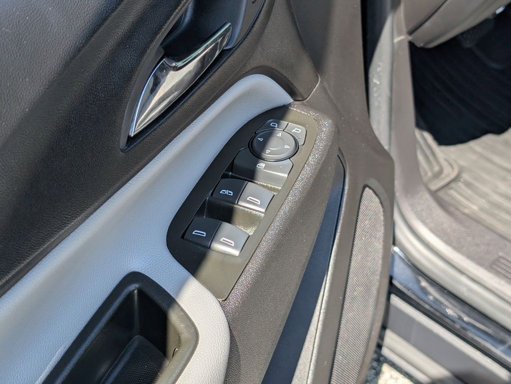 2024 Chevrolet Equinox LS Hunt Valley MD