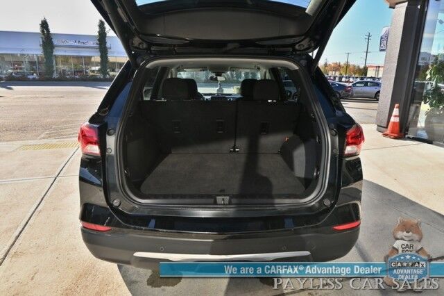 2024 Chevrolet Equinox LT / AWD / Auto Start / Driver Confidence II Pkg / Power & Heated Cloth Seats / Blind Spot Alert / Lane Watch & Forward Collision / Apple CarPlay & Android Auto / Keyless Entry & Start / Back Up Cam / 1-Owner Anchorage AK