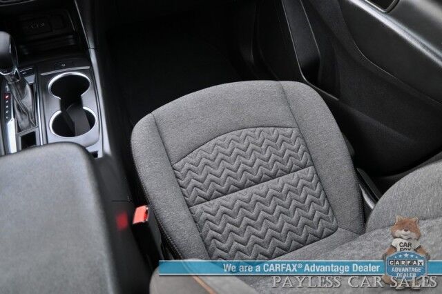 2024 Chevrolet Equinox LT / AWD / Auto Start / Driver Confidence II / Power & Heated Cloth Seats / Blind Spot Alert / Lane Watch & Forward Collision / Apple CarPlay & Android Auto / Keyless Entry & Start / Back Up Cam / 1-Owner Anchorage AK