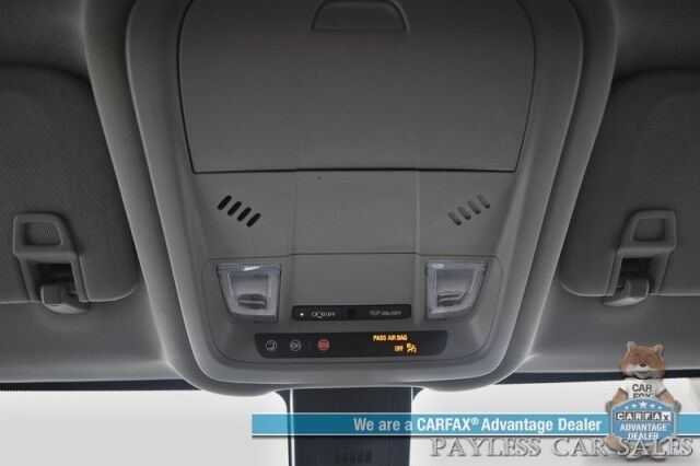 2024 Chevrolet Equinox LT / AWD / Auto Start / Driver Confidence II / Power & Heated Cloth Seats / Lane Depart & Blind Spot / Forward Collision Warning / Apple CarPlay & Android Auto / Back Up Cam / Keyless Entry & Start / 30 MPG / 1-Owner Anchorage AK