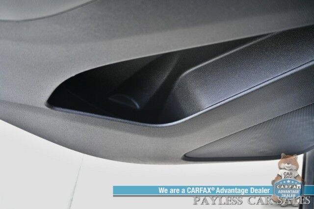 2024 Chevrolet Equinox LT / AWD / Auto Start / Driver Confidence II / Power & Heated Cloth Seats / Lane Departure & Blind Spot Alert / Forward Collision Warning / Apple CarPlay & Android Auto / Back Up Camera / 30 MPG / 1-Owner Anchorage AK