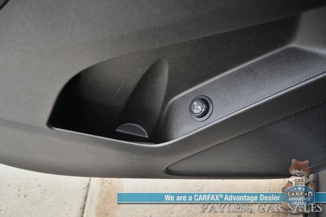 2024 Chevrolet Equinox LT / AWD / Auto Start / Driver Confidence II / Power & Heated Seats / Lane Departure & Blind Spot / Forward Collision Warning / Apple CarPlay & Android Auto / Back Up Camera / Keyless Entry & Start / 30 MPG / 1-Owner Anchorage AK