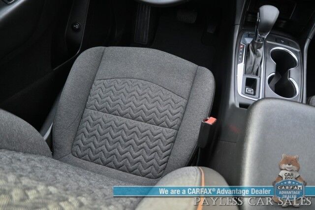 2024 Chevrolet Equinox LT / AWD / Auto Start / Driver Confidence II / Power & Heated Seats / Lane Departure & Blind Spot / Forward Collision Warning / Apple CarPlay & Android Auto / Back Up Camera / Keyless Entry & Start / 30 MPG / 1-Owner Anchorage AK