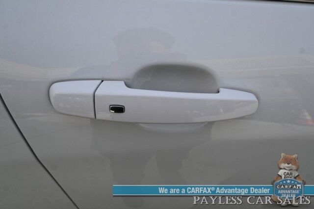 2024 Chevrolet Equinox LT / AWD / Auto Start / Power Premium Cloth Seats / Forward Collision Alert / Lane Departure & Blind Spot Alert / Apple CarPlay & Android Auto / USB & Aux Input / Back Up Camera / 1-Owner Anchorage AK