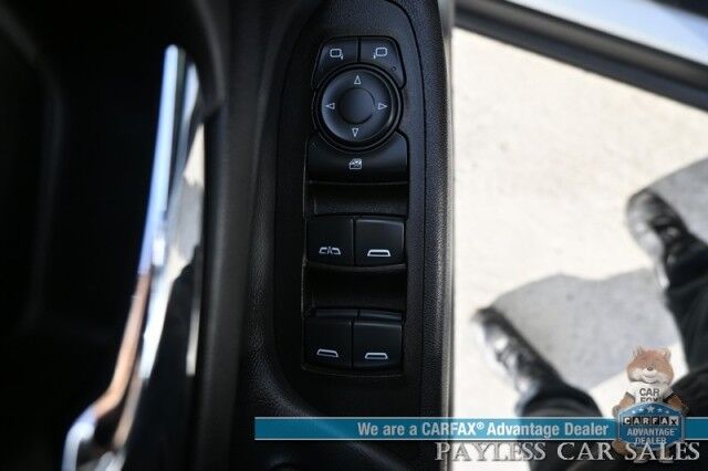 2024 Chevrolet Equinox LT / AWD / Auto Start / Power Premium Cloth Seats / Forward Collision Alert / Lane Departure & Blind Spot Alert / Apple CarPlay & Android Auto / USB & Aux Input / Back Up Camera / 1-Owner Anchorage AK