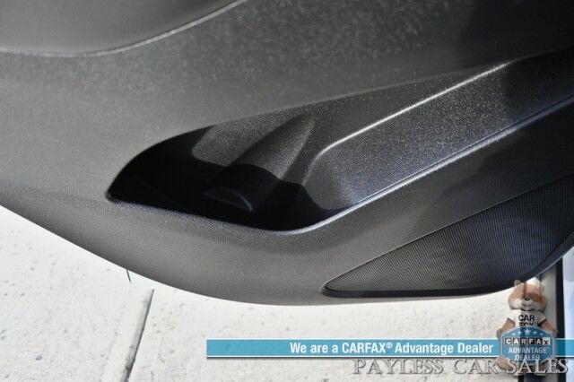 2024 Chevrolet Equinox LT / AWD / Auto Start / Power Premium Cloth Seats / Forward Collision Alert / Lane Departure & Blind Spot Alert / Apple CarPlay & Android Auto / USB & Aux Input / Back Up Camera / 1-Owner Anchorage AK